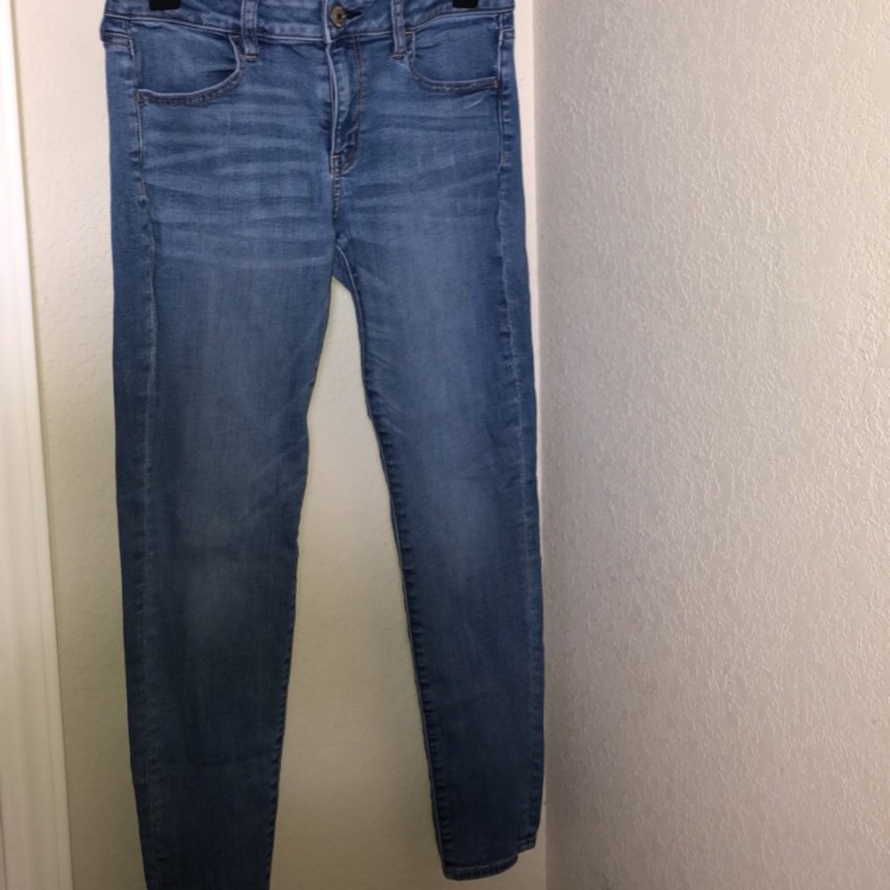 American Eagle jeans size: 6 short